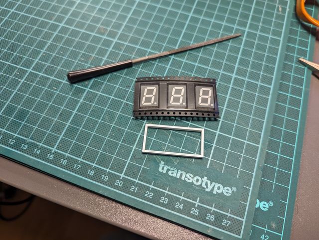 SMD 7 segment LEDs and 3D-printed frame